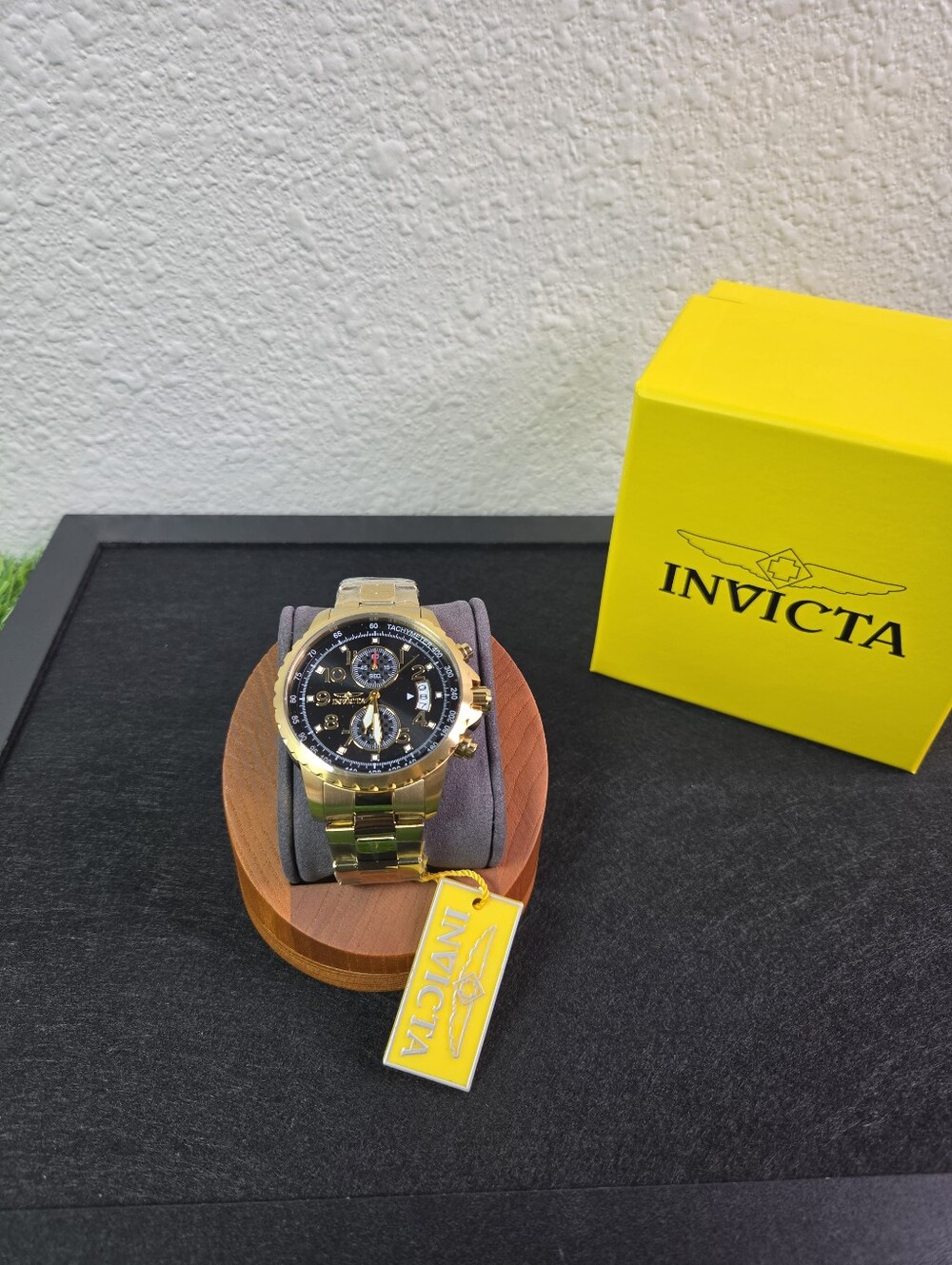 Invicta Specialty 69795 Men’s 47mm Gold Tone Black Dial Quartz Watch**